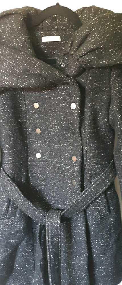 Coat - Picture 6 of 9